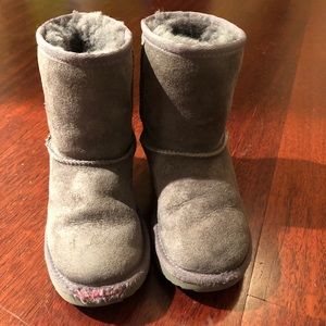Ugg Boots Little Kid size 12 unisex.